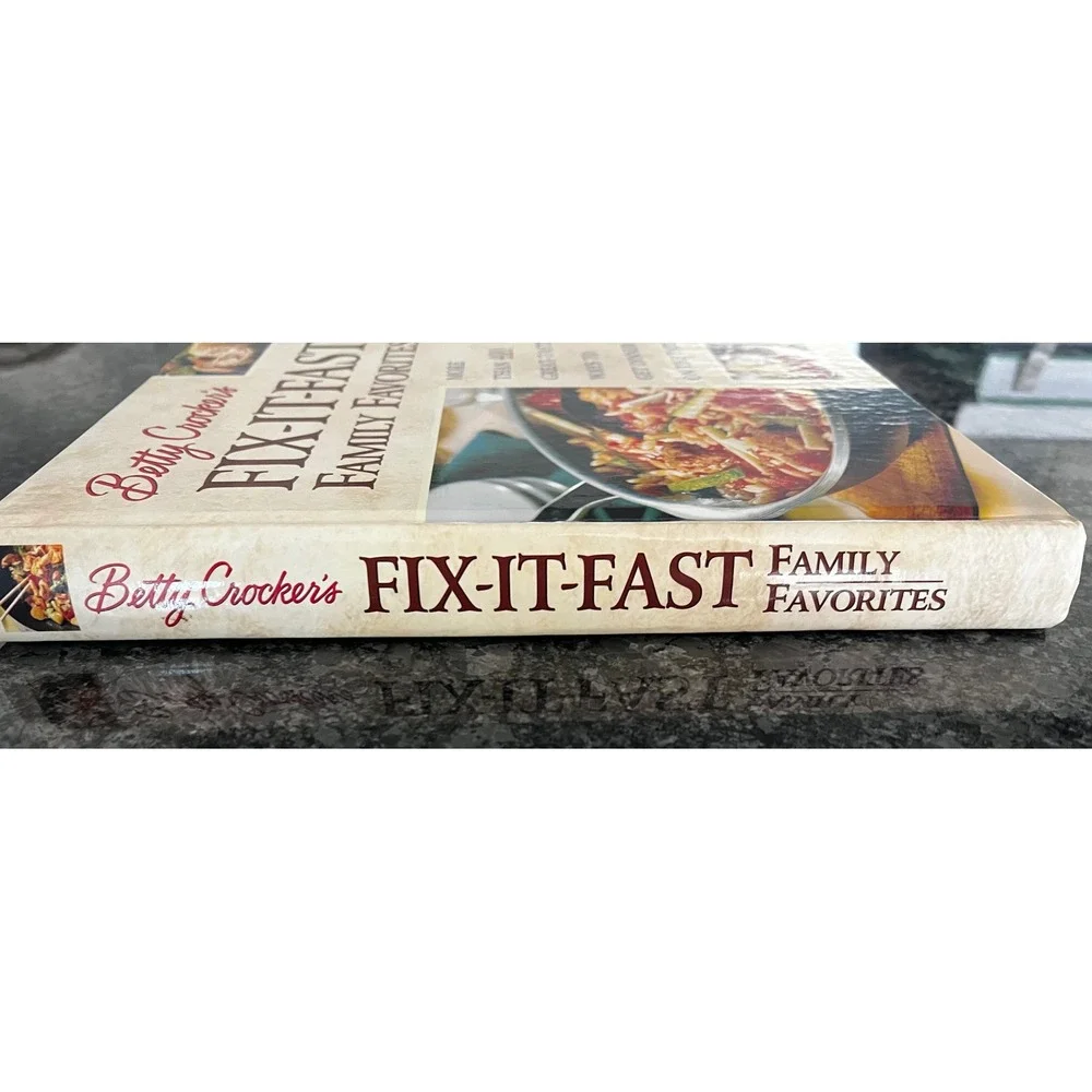 VTG Betty Crocker Fix-It-Fast Family Favorites‎ Cookbook Over 400 Great Recipes